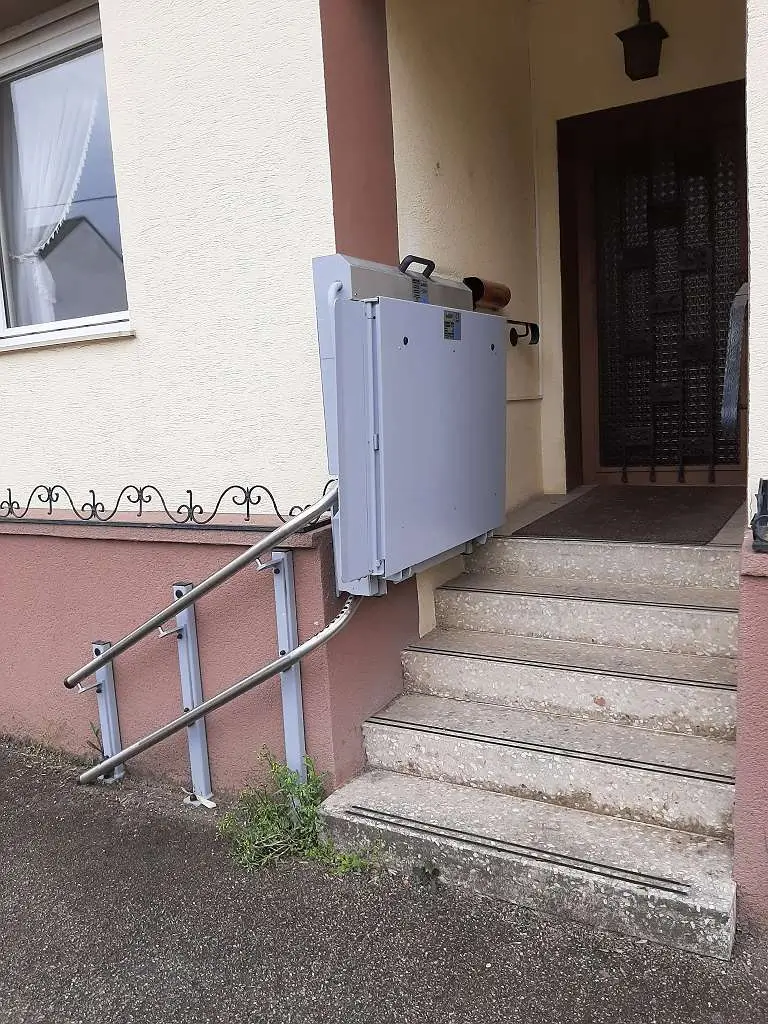 Plattformlift Gebraucht - günstig kaufen in Bad Bramstedt